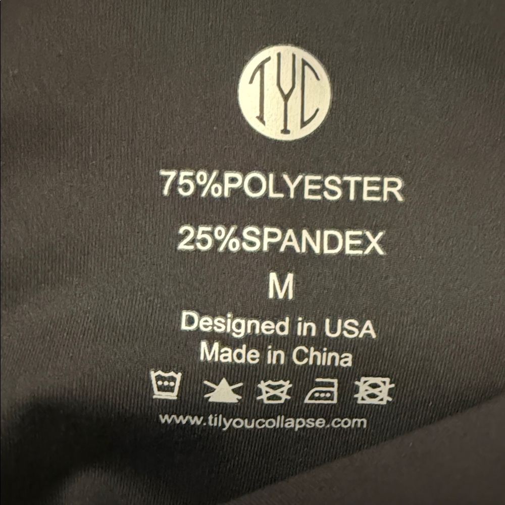 Til You Collapse High-Rise Black Pocket Leggings Size Medium-NWT - Picture 8 of 10